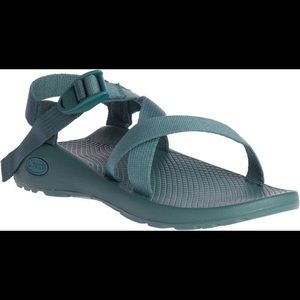 New in Box! Chaco Z/1 Classic Monochrome Women’s Sandals